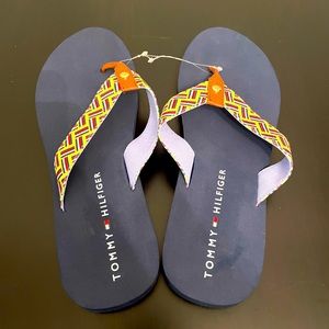 Tommy Filfiger size 11m